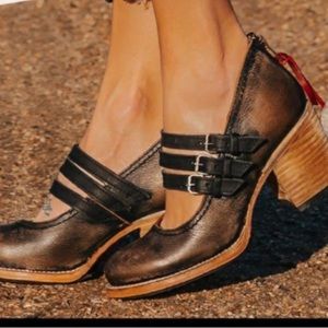 Freebird Ramsay size 7.